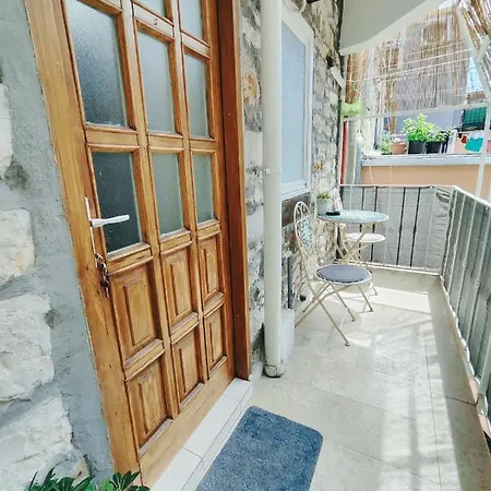 Home Apartman *