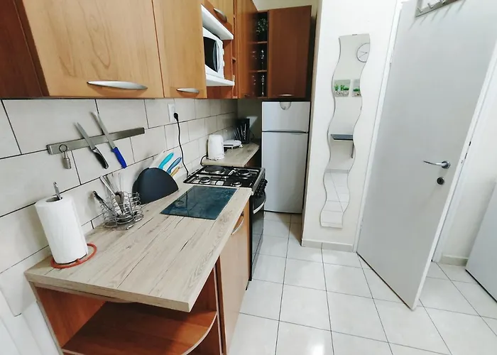 Home Апартаменты *